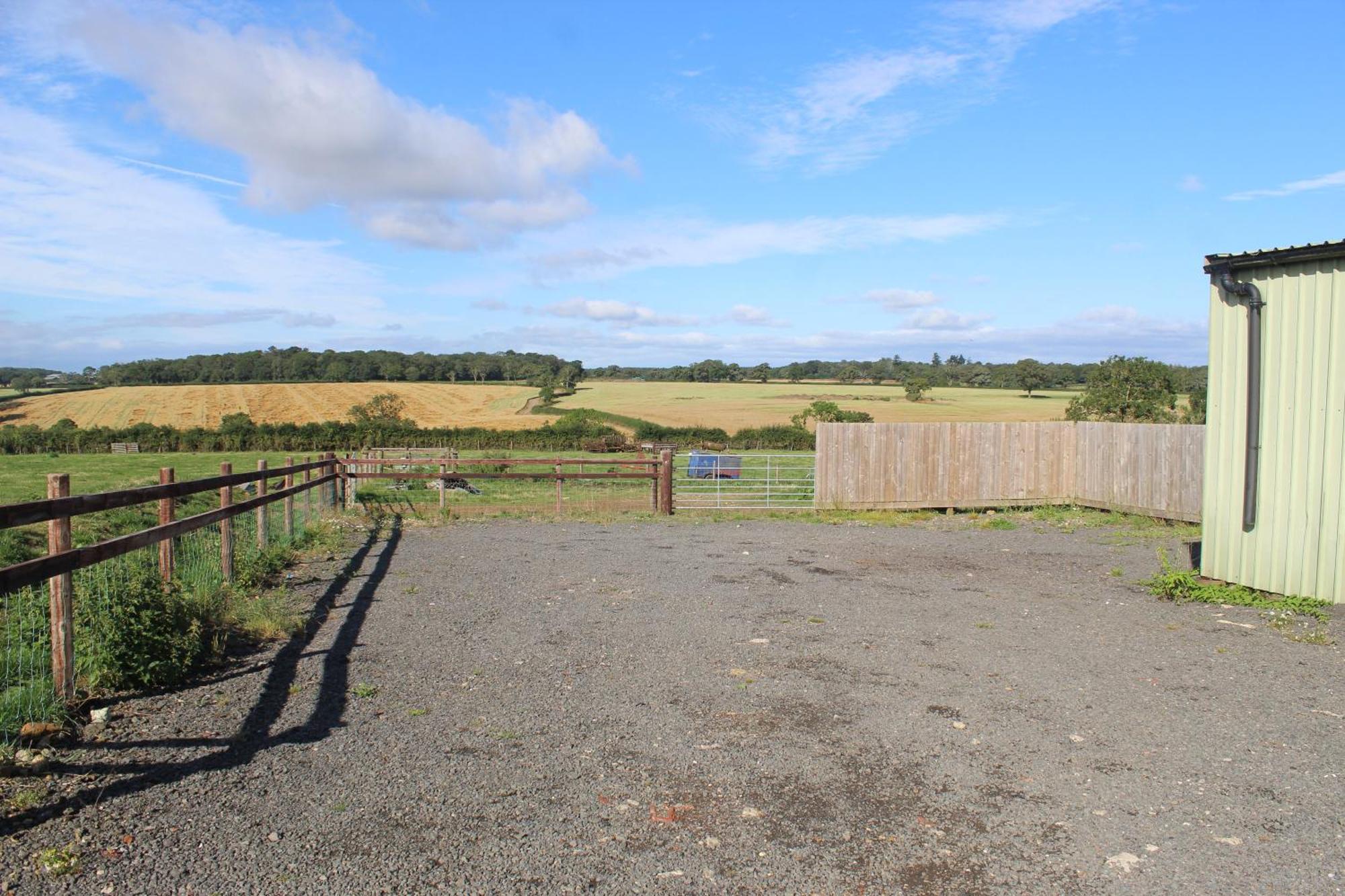 Parkfields Barns Self Catering Accommodation 白金汉 外观 照片